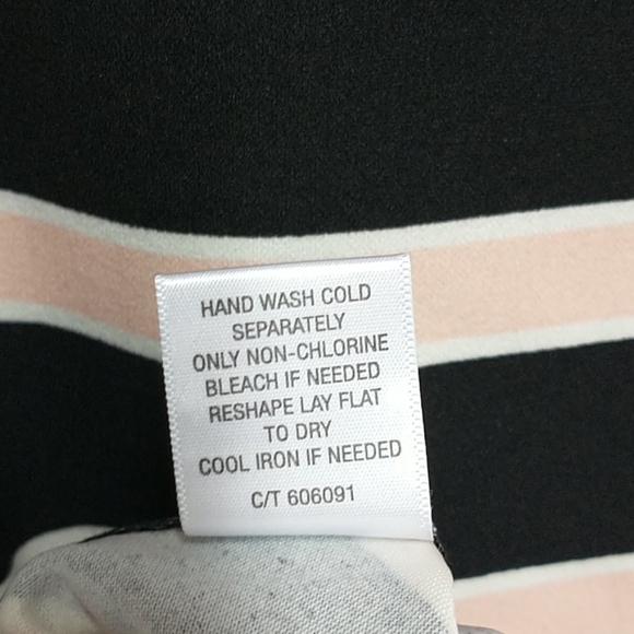 Roz & Ali Stripped A Line Back tie Dress Size 14P - Picture 10 of 11